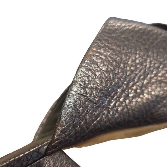 Vince Karsen Round Toe Block Heel Slip On Leather Sandal Metallic Size 11 - Picture 12 of 12